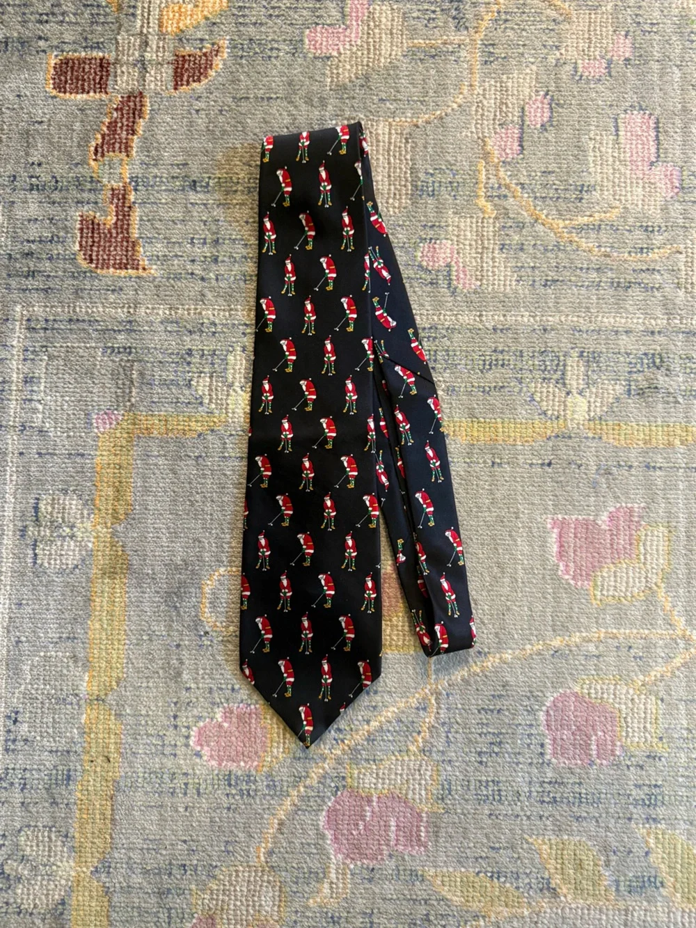 St Nick’s Tie‎ Shop Golfing Santa Christmas Black Red Holiday Golf Necktie